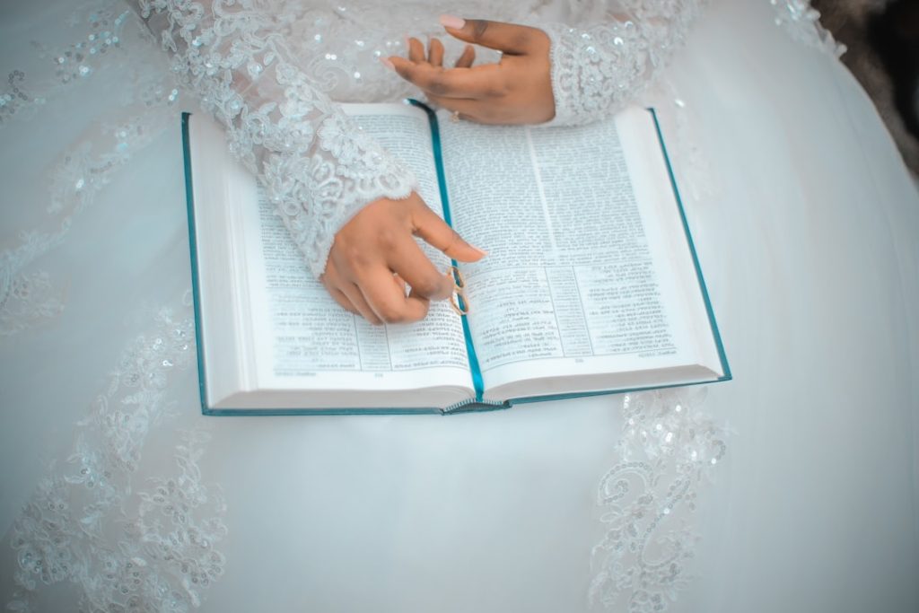 Photo Wedding Guest Book Alternatives