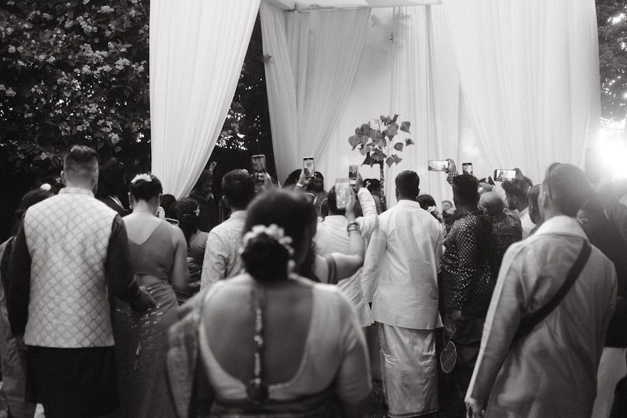 last-minute wedding details