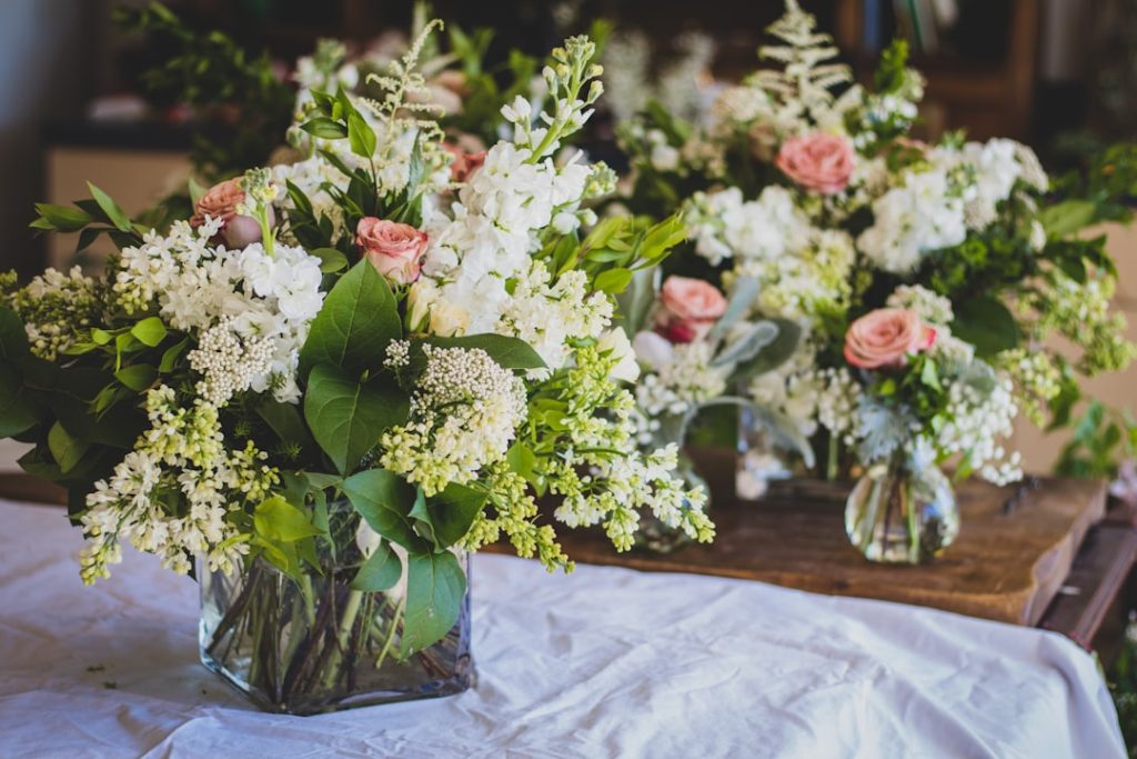 Photo wedding flowers budget