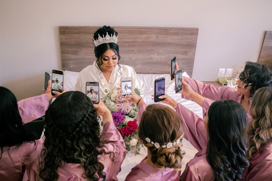 Photo wedding day timeline with kids
