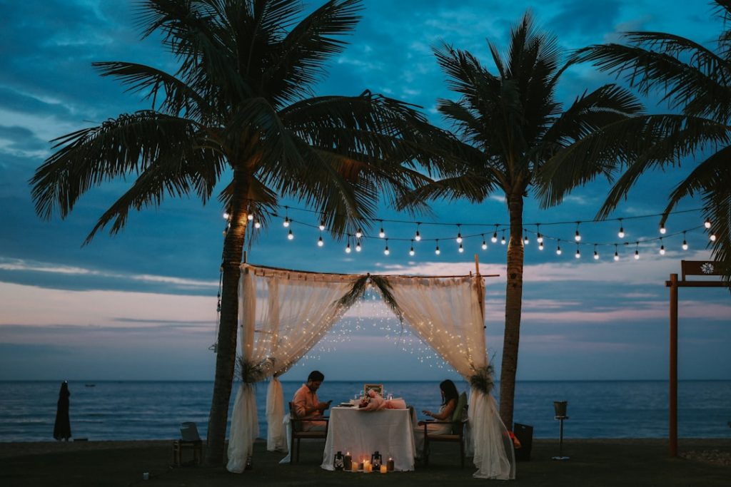 Photo summer beach wedding planning